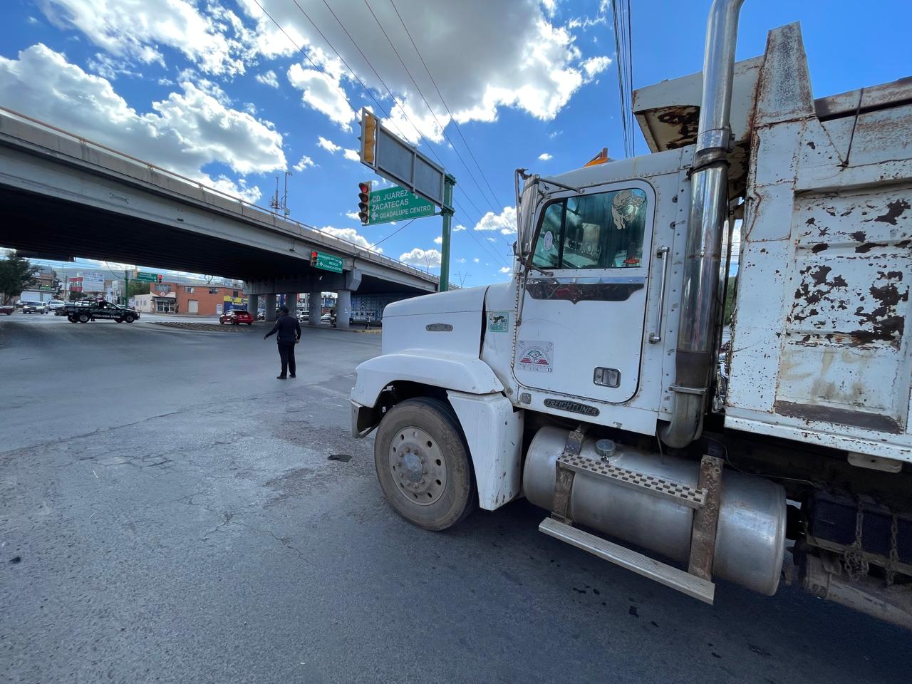 Afectará megabloqueo de transportistas a todas las carreteras de México