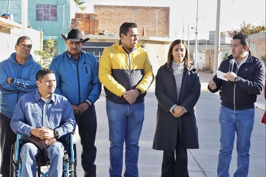 Entregan dos obras de pavimentación que mejoran la movilidad en Fresnillo