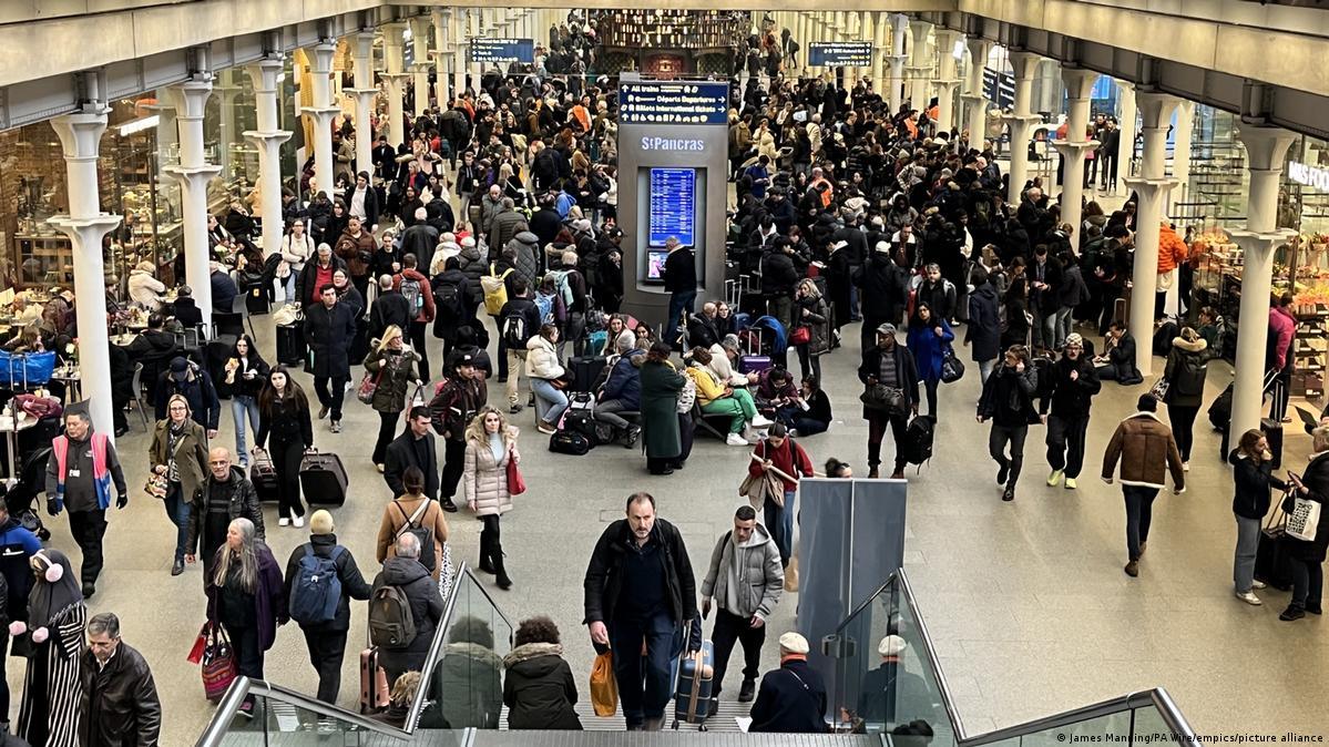 Paraliza incidente técnico trenes entre Reino Unido y Europa