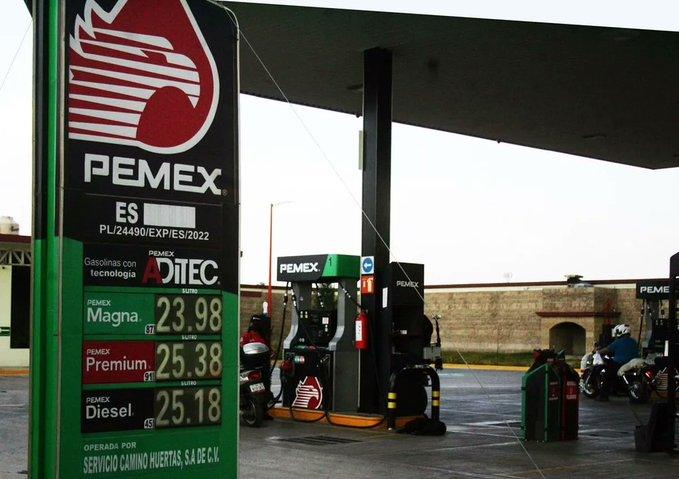 Garantizan precio fijo de gasolina Magna en enero