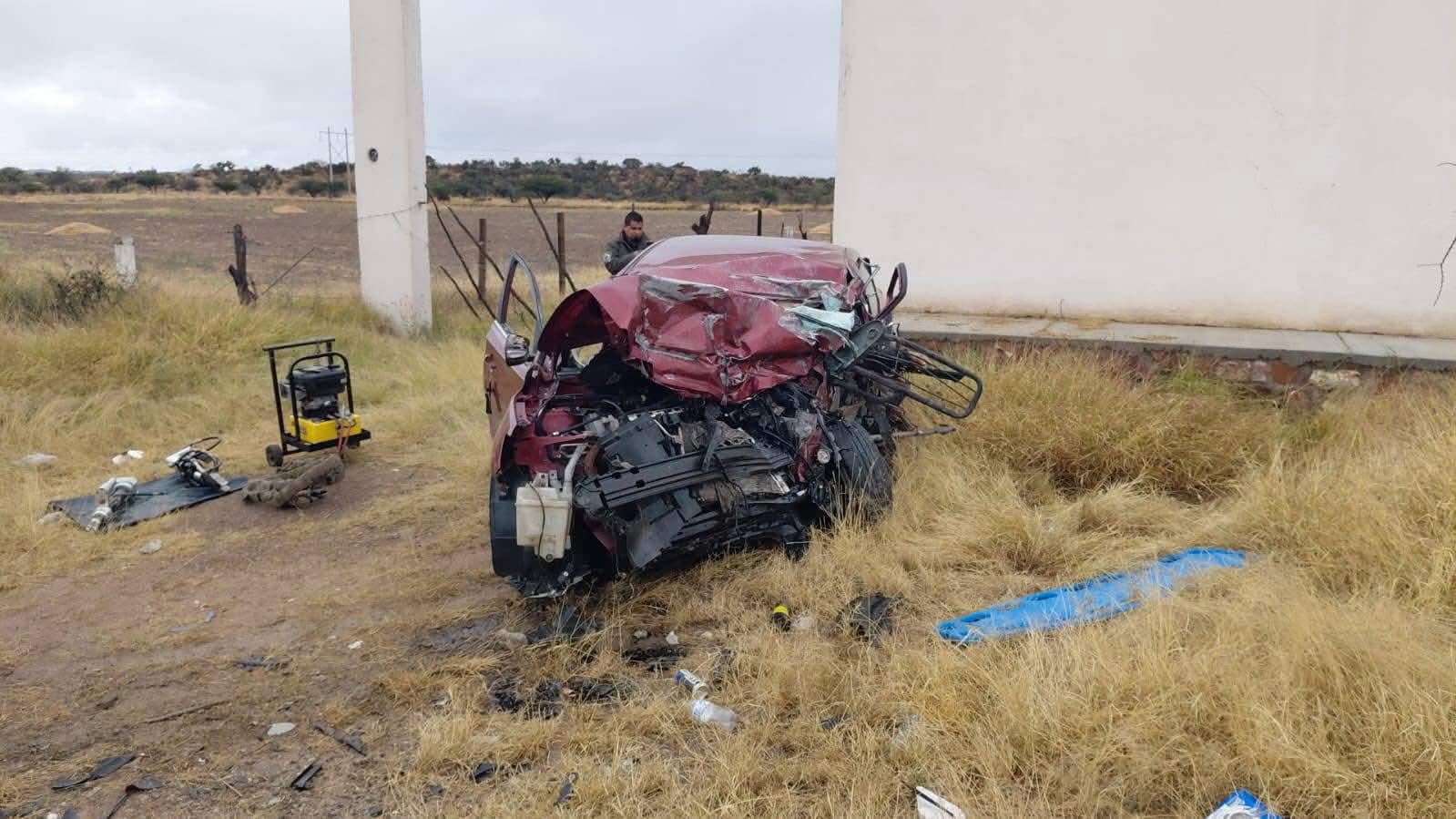 Mueren dos personas tras choque frontal en Río Grande; hay cuatro lesionados 