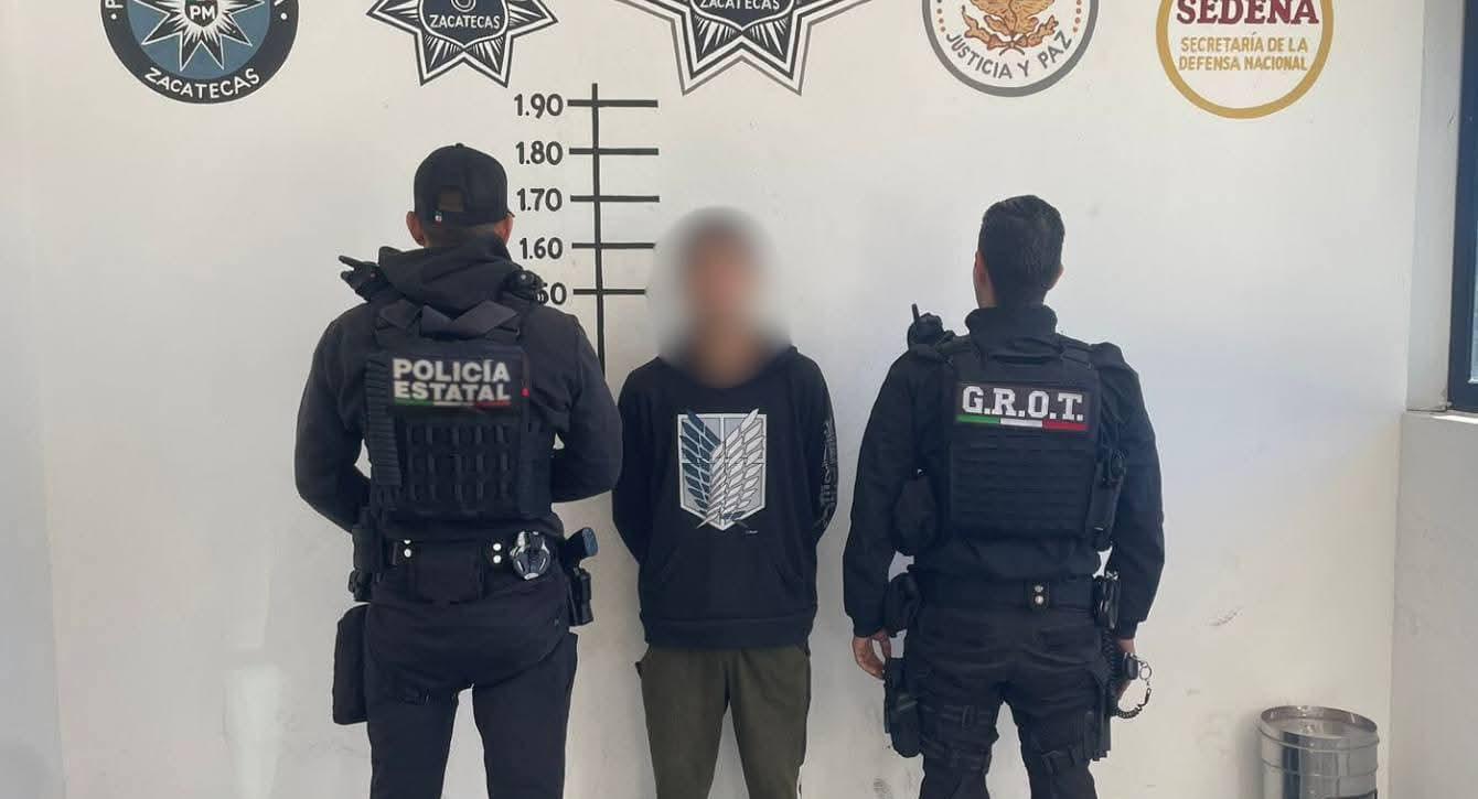 Detienen a joven por narcomenudeo en instalaciones municipales