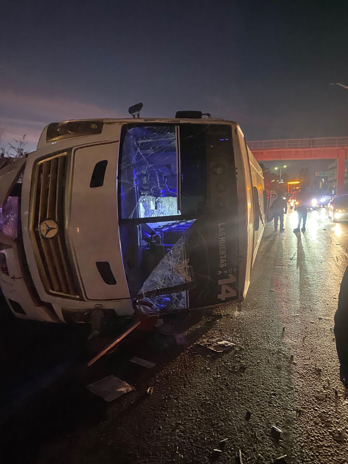 Noche de accidentes: alcohol al volante deja daños materiales
