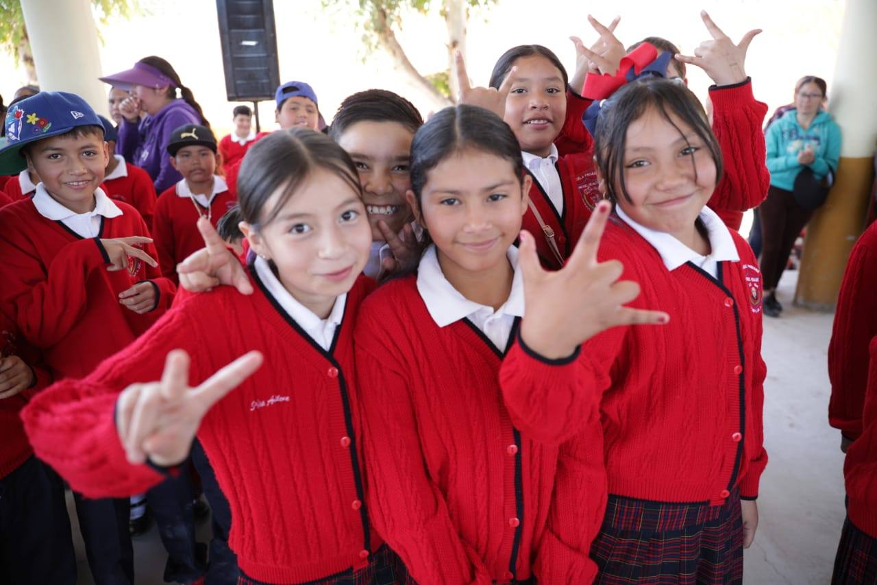 Retornan a las aulas más de 344 mil estudiantes en Zacatecas – Alkimia ...