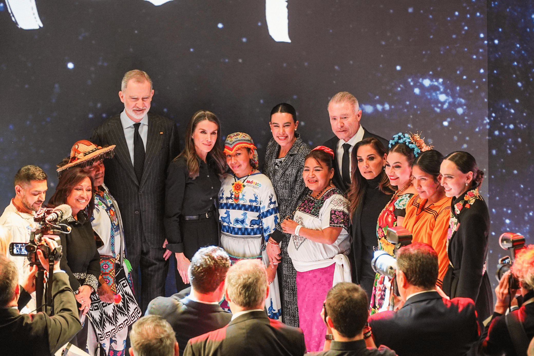 Reconoce Sheinbaum visita de los reyes de España al stand de México en la FITUR 2026