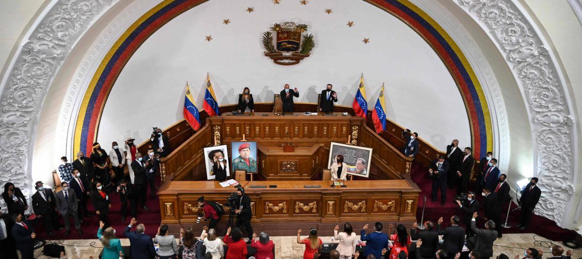 Parlamento de Venezuela aprueba histórica ley de amnistía
