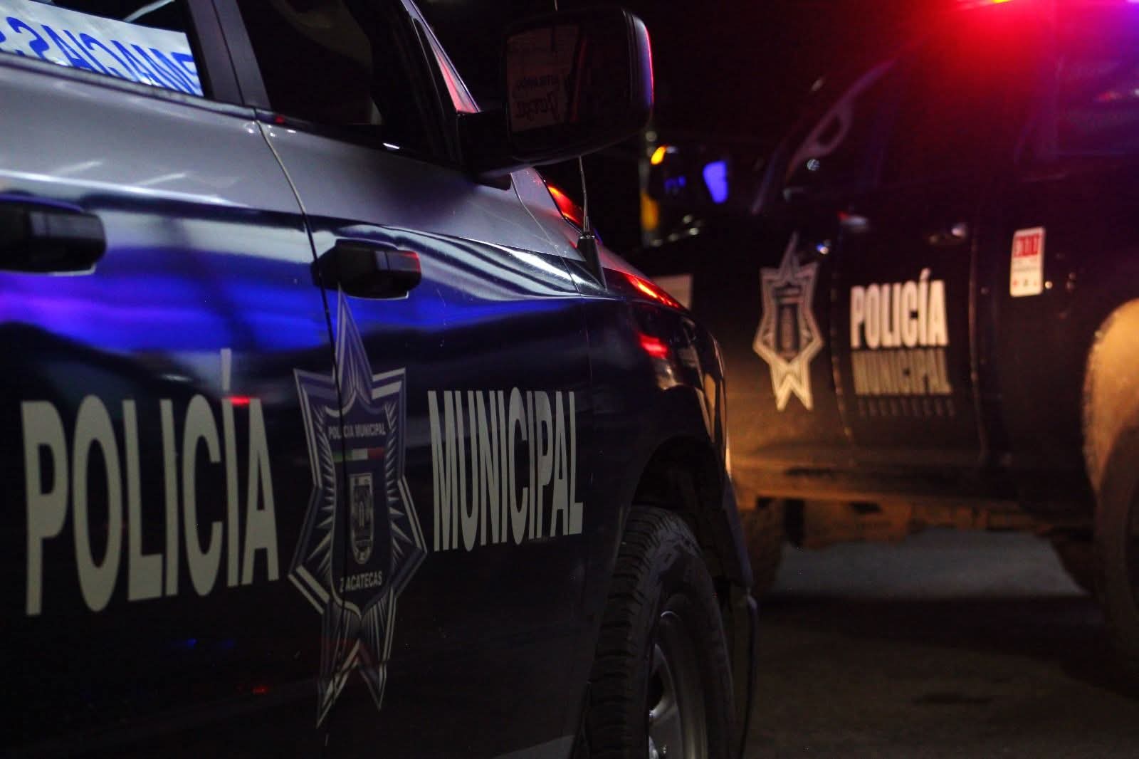 Menor es detenido con aparente droga en colonia de la capital zacatecana