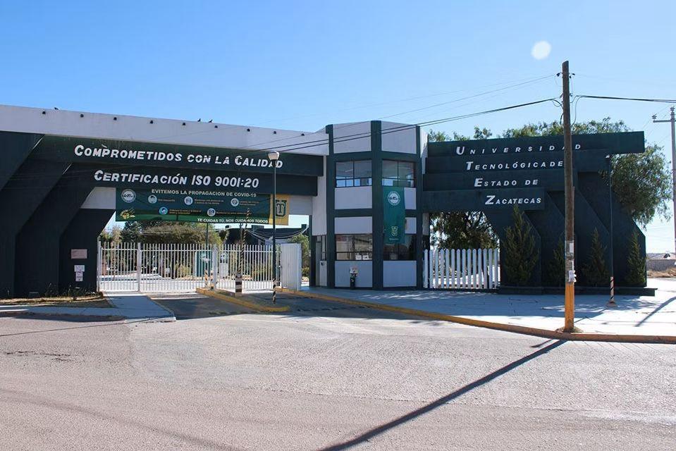 Reabre UTZAC y acuerda diálogo con sindicato