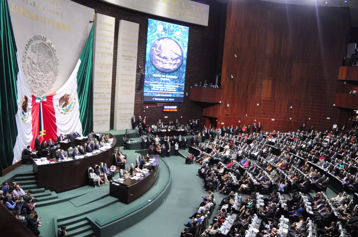 Impulsa Morena reforma electoral sin respaldo asegurado