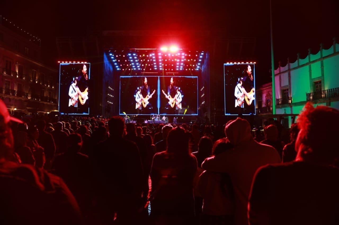 Vibra Plaza de Armas con concierto que emociona familias