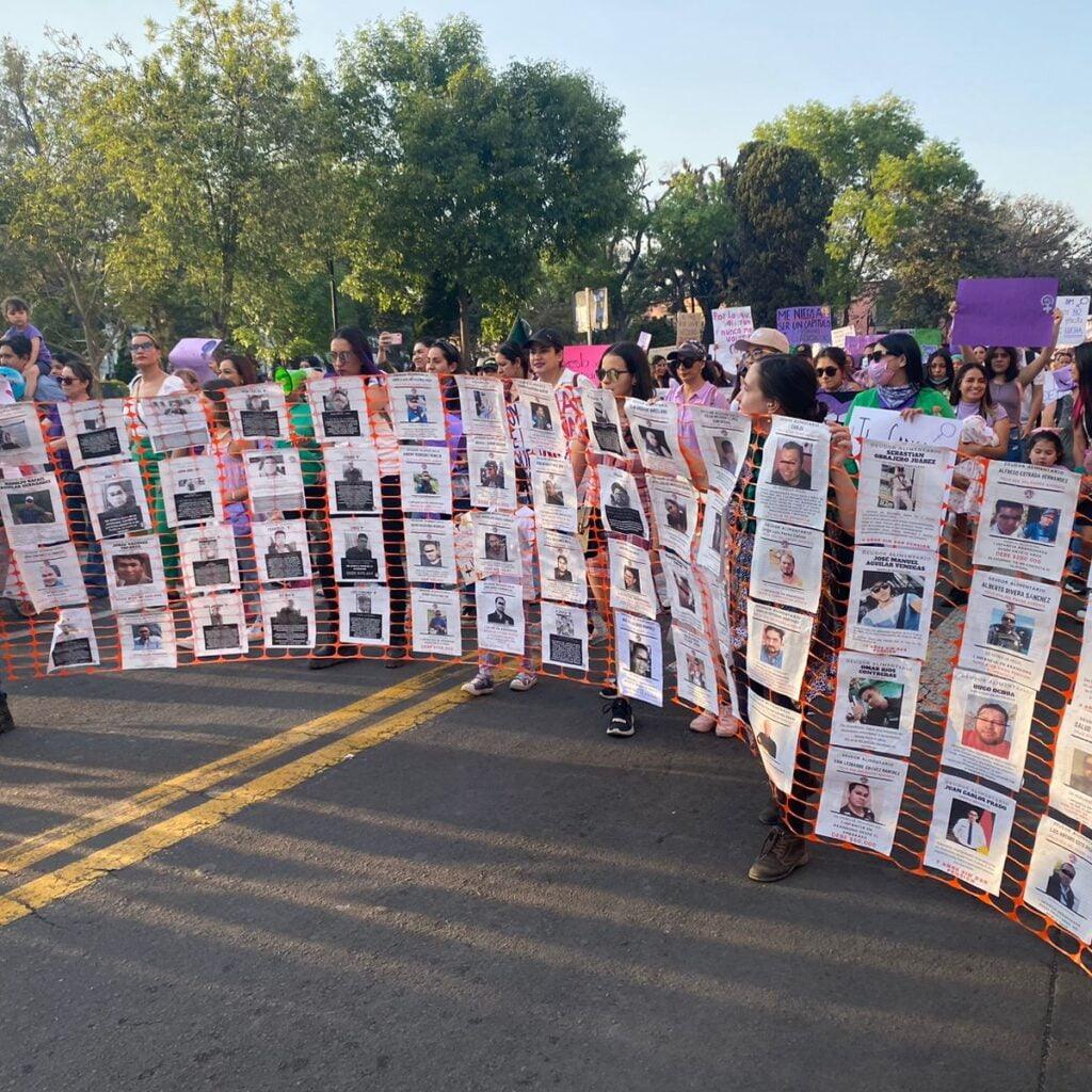Investigan a funcionarios de Puebla señalados por acoso durante protestas del 8M