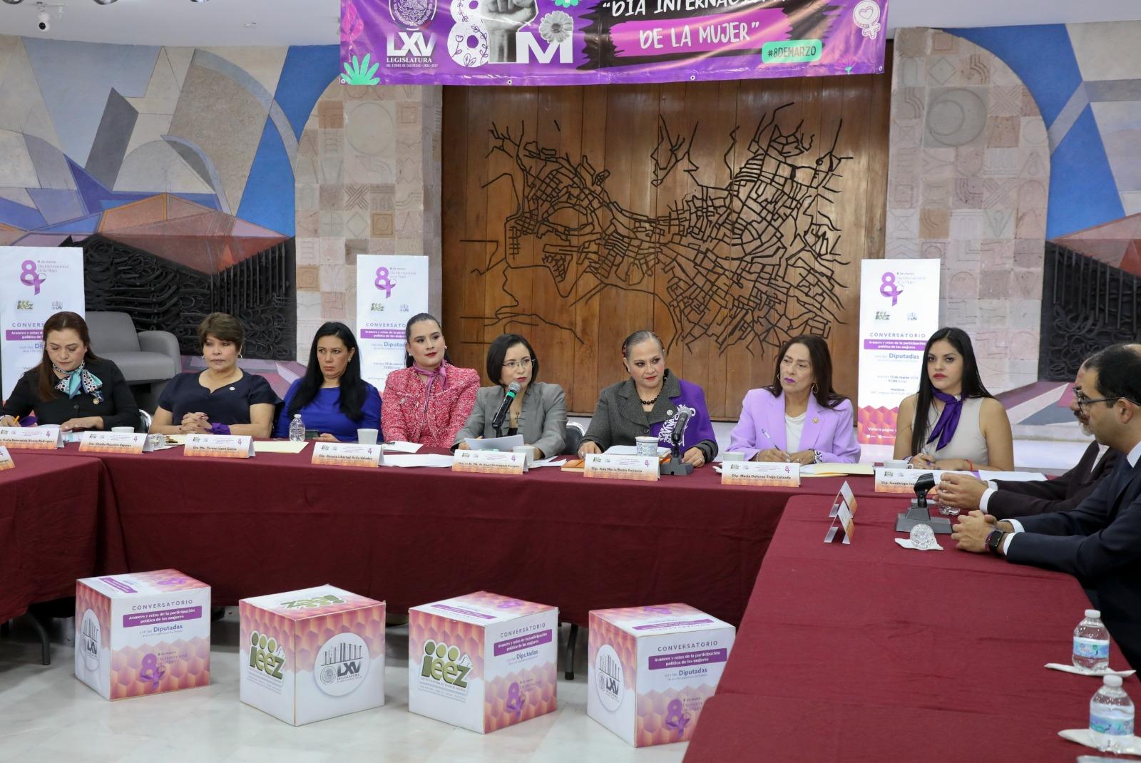 Analizan diputadas avances y retos de participación política femenina