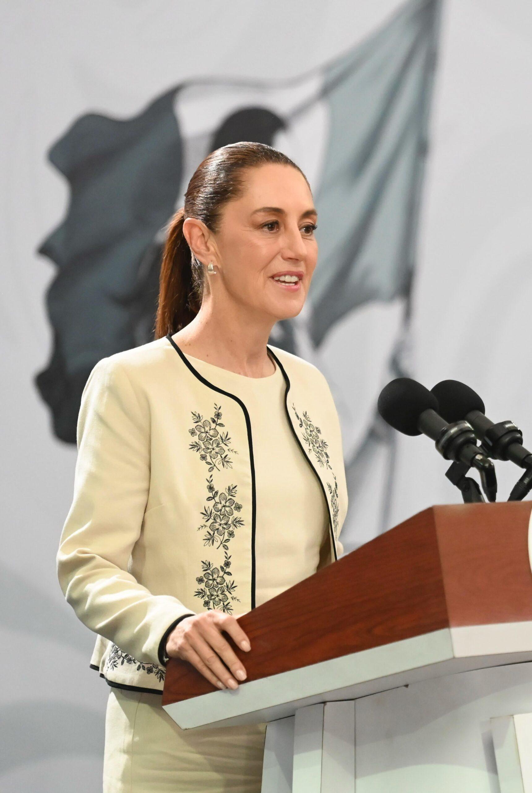 Reafirma Sheinbaum soberanía y entrega Pensión Mujeres Bienestar