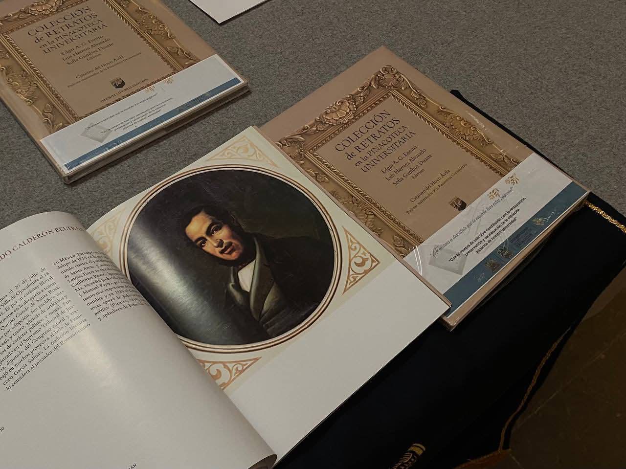 Presentan libro “Colección de retratos en la Pinacoteca Universitaria” en el 40 FCZ