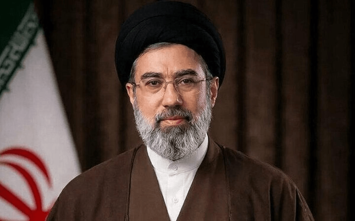 Advierte líder supremo de Irán continuidad de ataques contra bases militares de EEUU