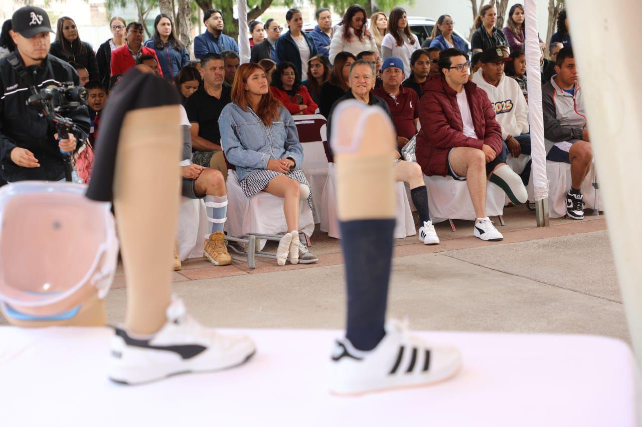 Destina SEDIF $2 millones para entrega de prótesis y órtesis gratuitas