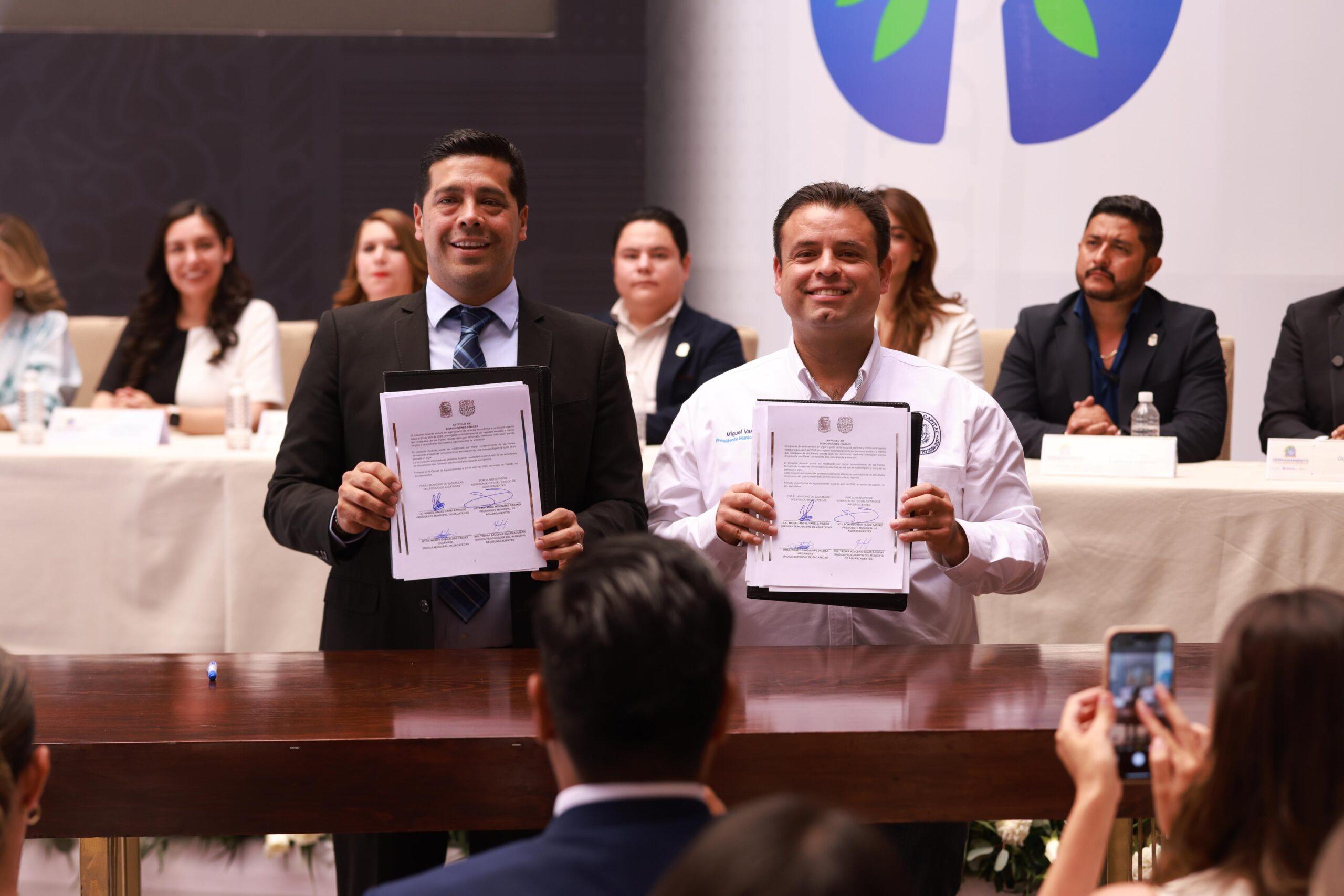 Firma Miguel Varela hermanamiento entre Zacatecas y Aguascalientes