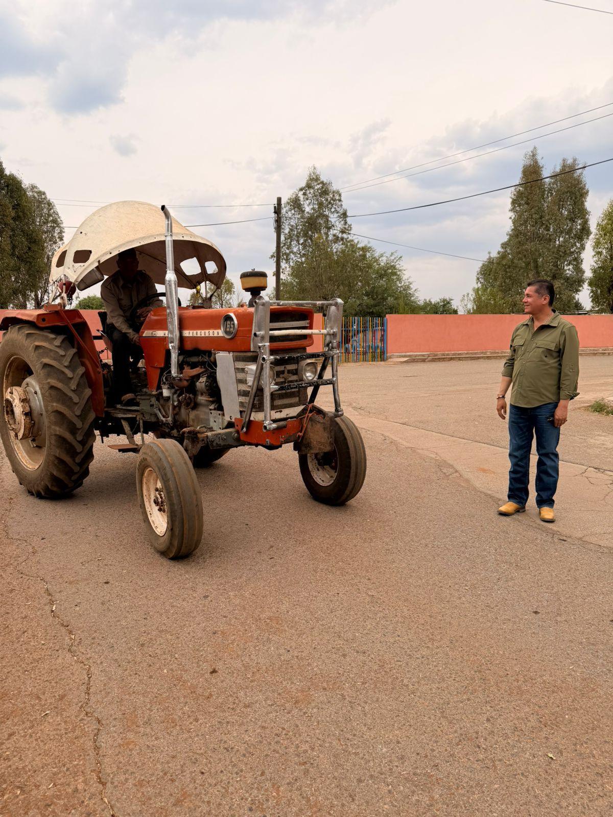 Impulsa Carlos Puente reforma para dignificar trabajo agrícola