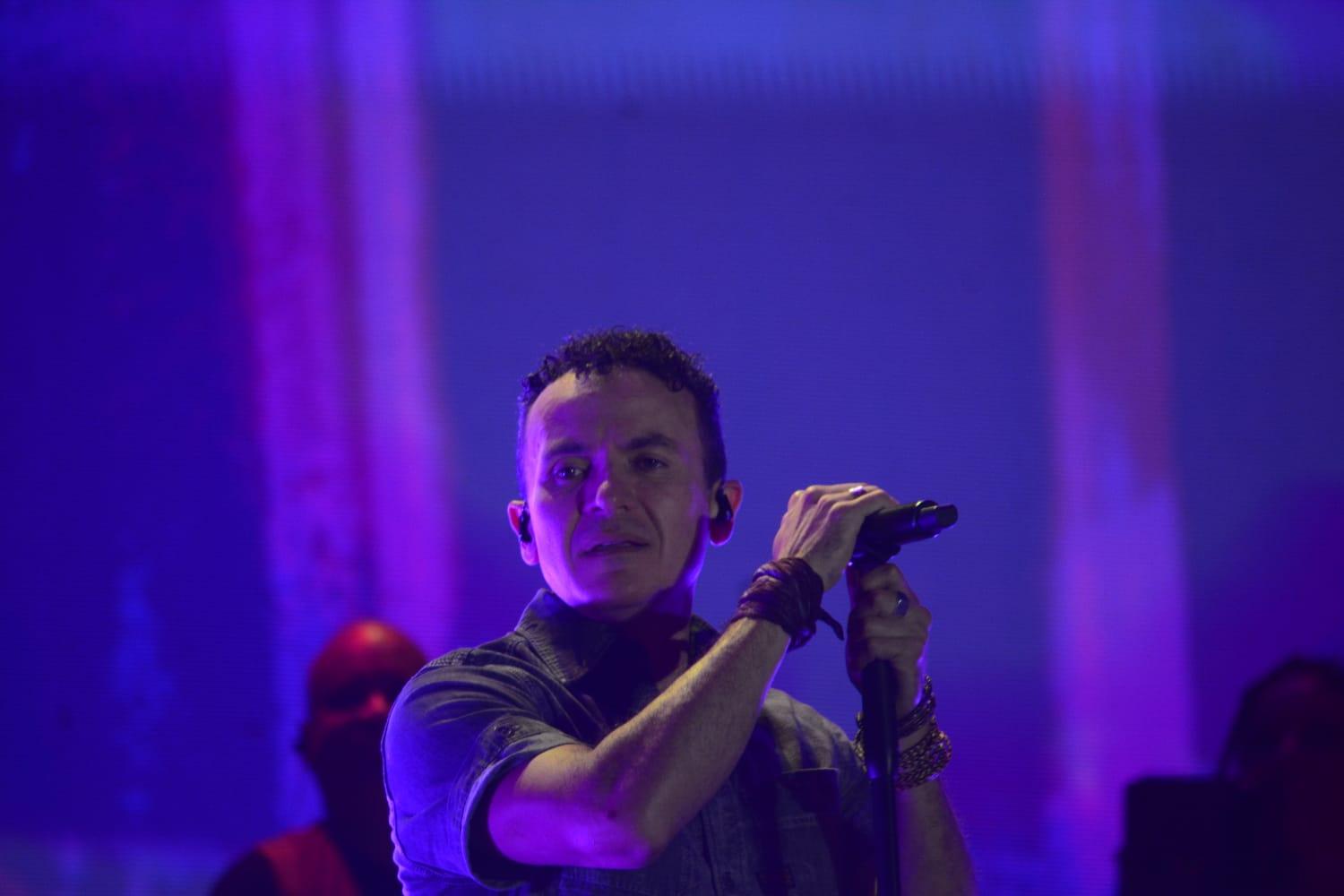 Fonseca conquista Zacatecas; el ritmo latino vence la lluvia