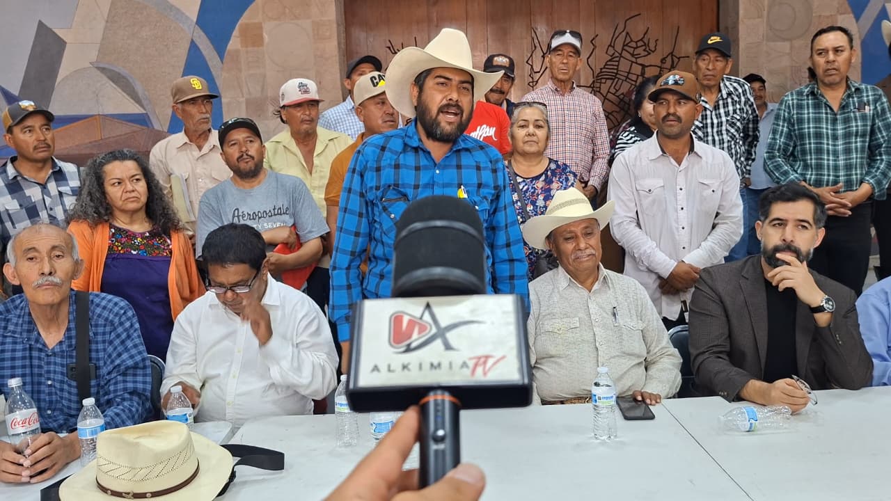 Frenan campesinos movilizaciones al concretar acuerdo con la Federacióncon