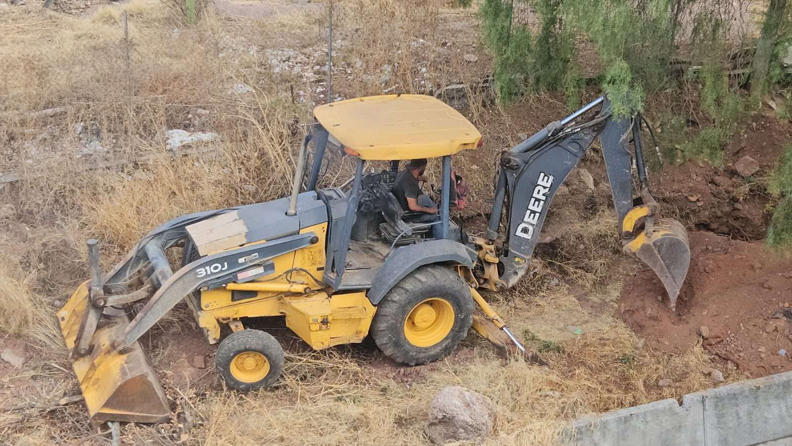 Denuncian aguas negras en Parque El Durazno