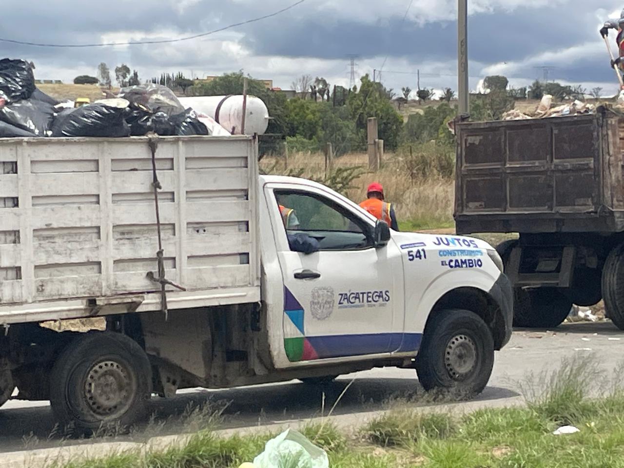 Guadalupe denuncia contaminación por camiones de basura de la capital