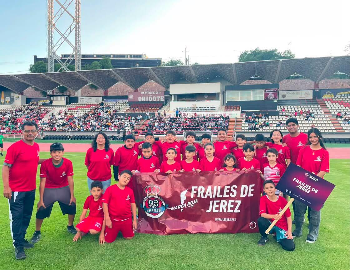 Inauguran Copa Mineros en el Carlos Vega Villalba