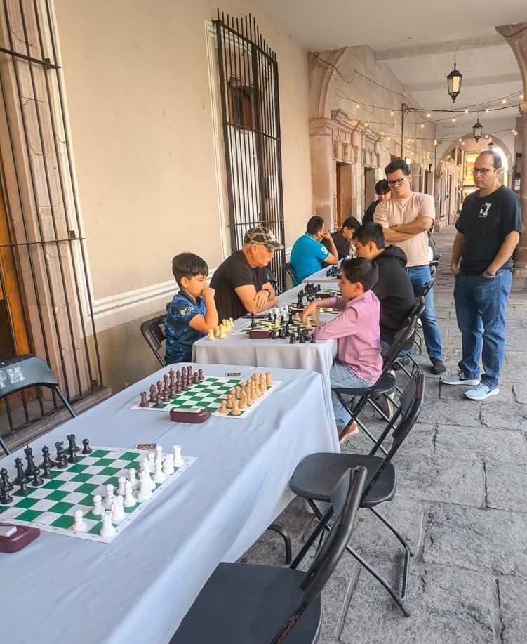 Domina Club Torre Negra torneo de ajedrez en Tlaltenango