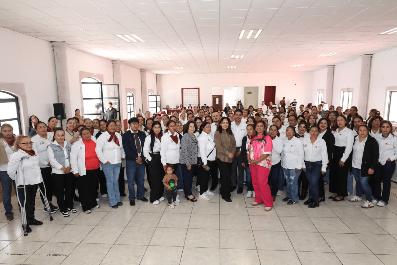 Incentiva gobierno estatal con mayores estímulos a orientadores de los CAIC