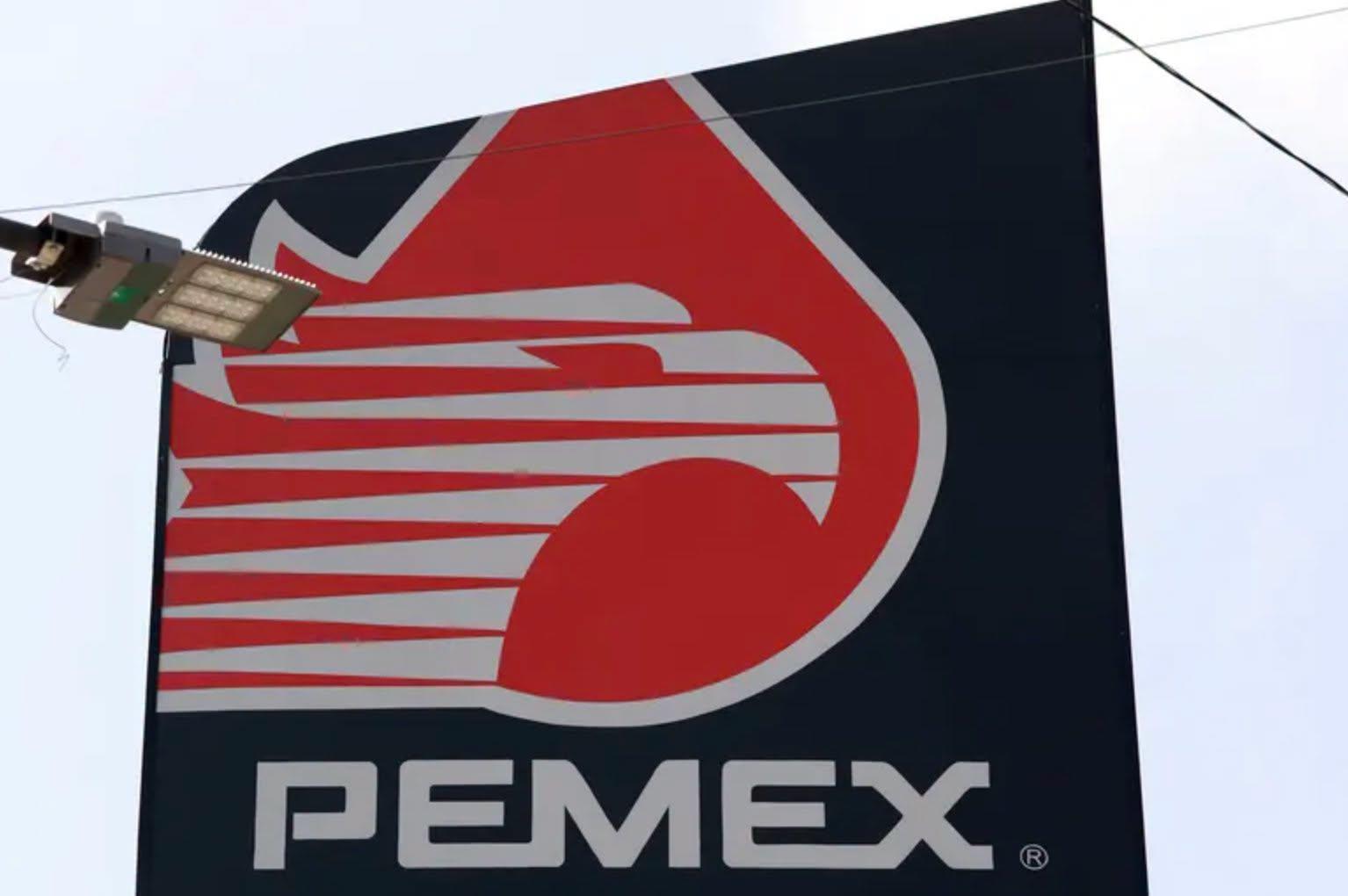 Reduce gobierno apoyo a Pemex y presiona sus planes de operación