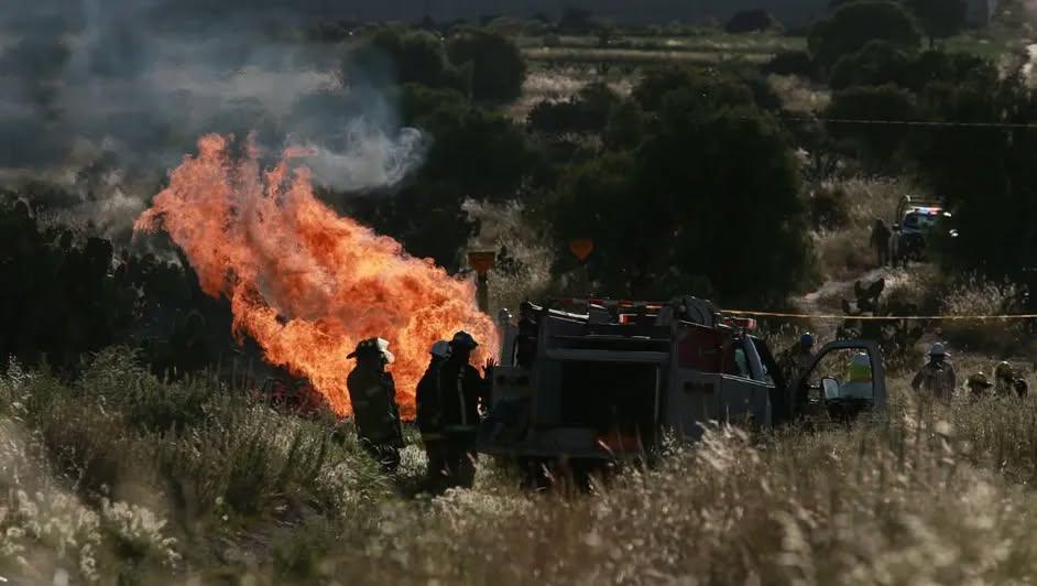 Registra Pemex incendio durante cierre de toma clandestina en Hidalgo