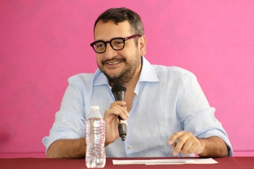 Exige oposición investigar a López Beltrán tras perder visa