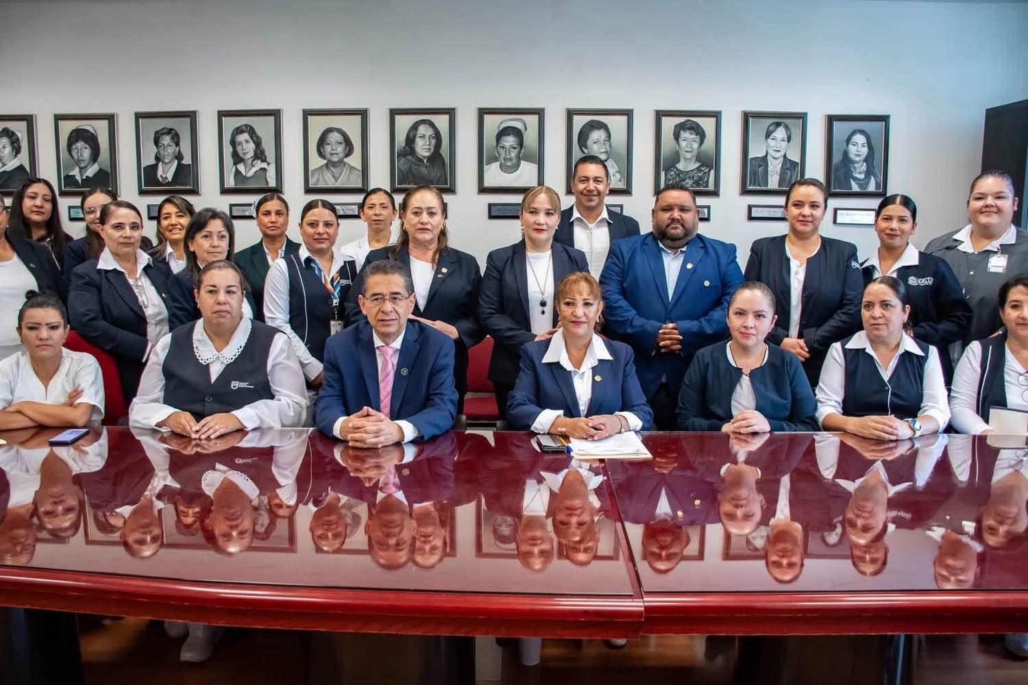 Busca Enfermería acreditación nacional para especialidad en cuidados críticos