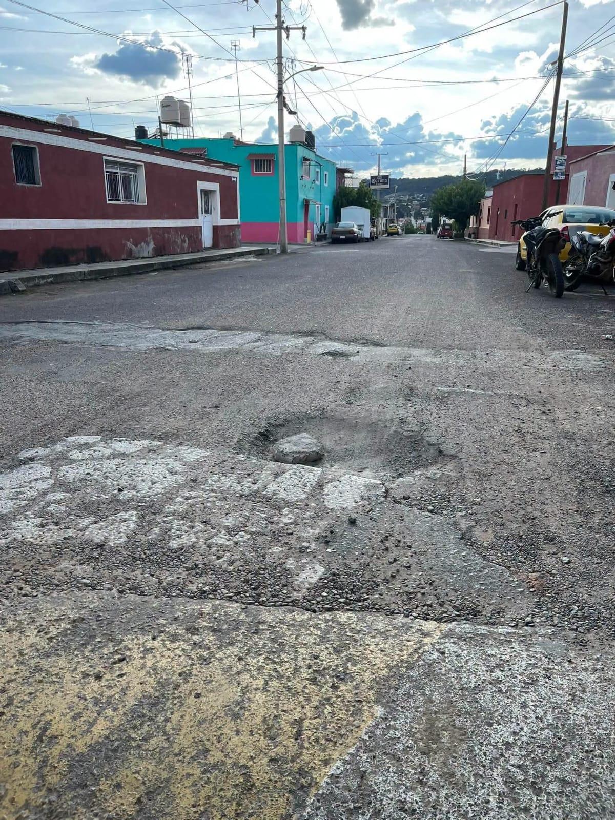 Piden habitantes de Monte Escobedo reparar la vía de acceso al municipio
