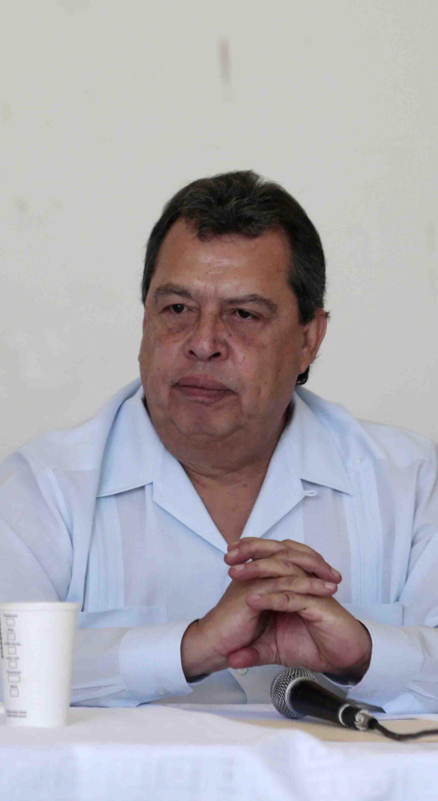 Solicita amparo Ángel Aguirre por presunta incomunicación en El Altiplano
